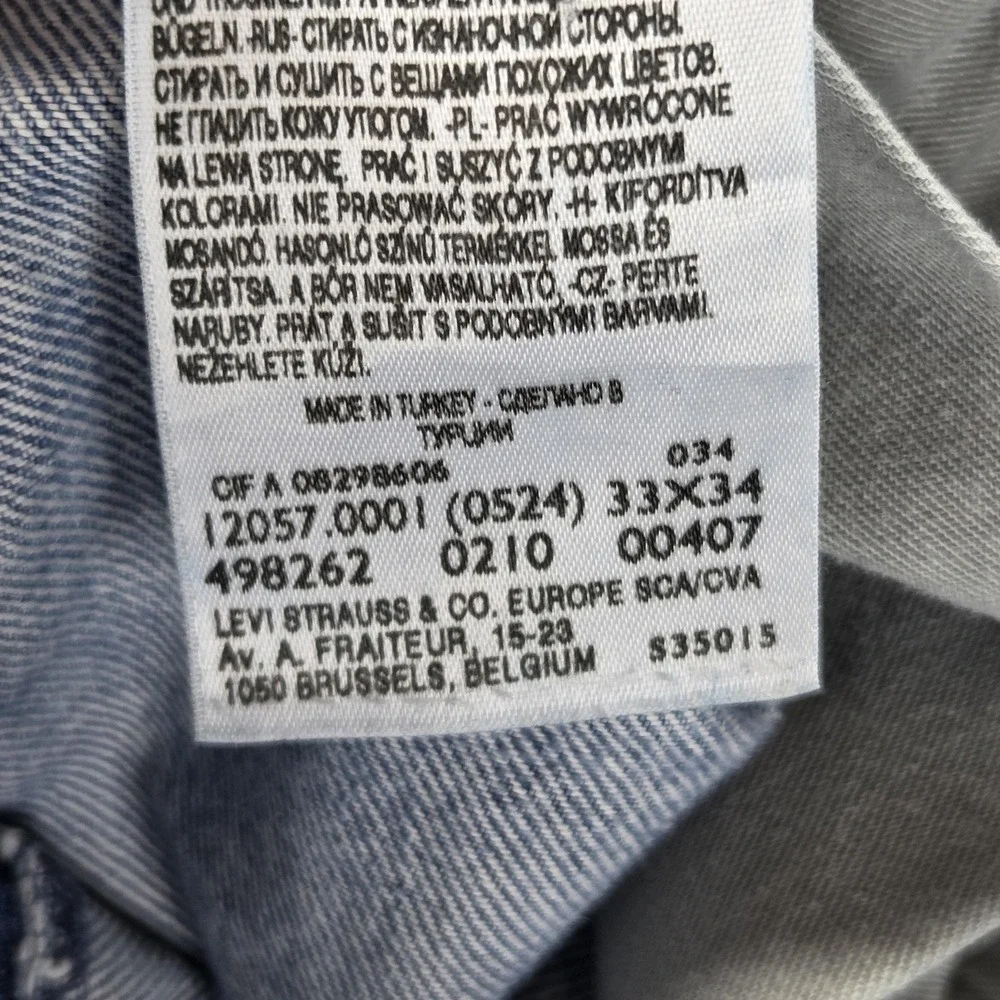 Levis 11867 important